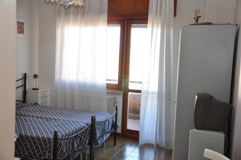 Giangurgolo B&B Rende Habitación foto
